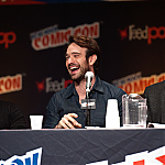 10112014_-_Netflix_Original_Series_Marvels_Daredevil_New_York_Comic-Con_Panel_Cast_Signing_022.jpg
